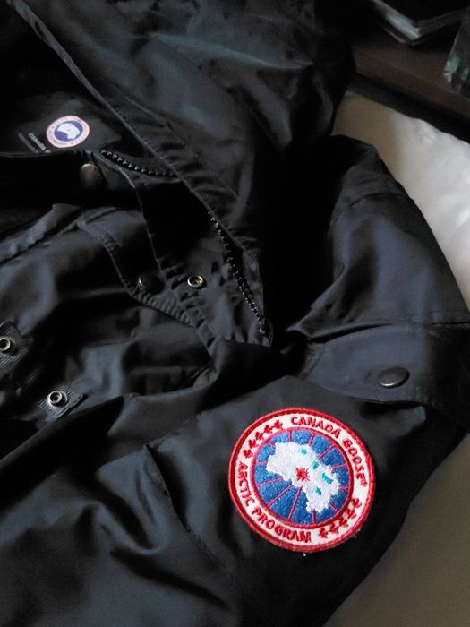 Canada Goose Resolute Parka czarna kurtka zimowa L