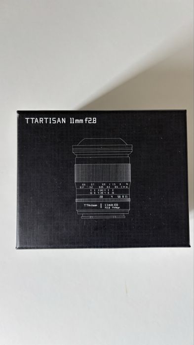 Objetiva TTARTISAN 11mm 2.8 RF