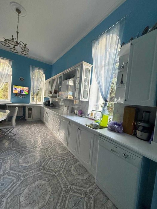 продам дом 540 м2 г.Днепр правый берег