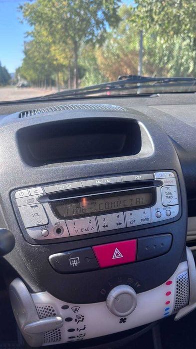 Peugeot 107, 1.0 de 2 portas