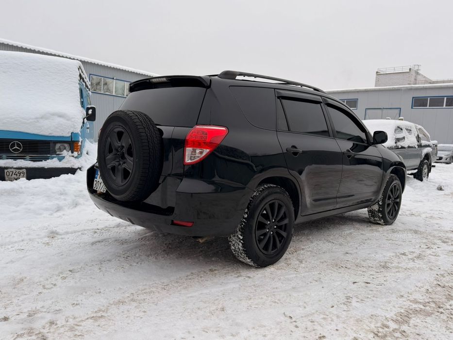 Toyota RAV4 LONG 2006 2.4 газ/бенз для військового