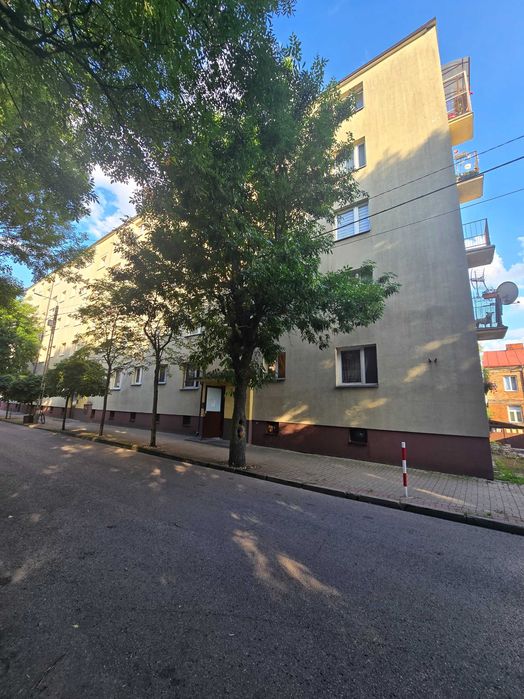 Przytulne 2-pokojowe mieszkanie 36,8 m² | narożne, jasne | balkon | piwnica | centrum | bez pośredników