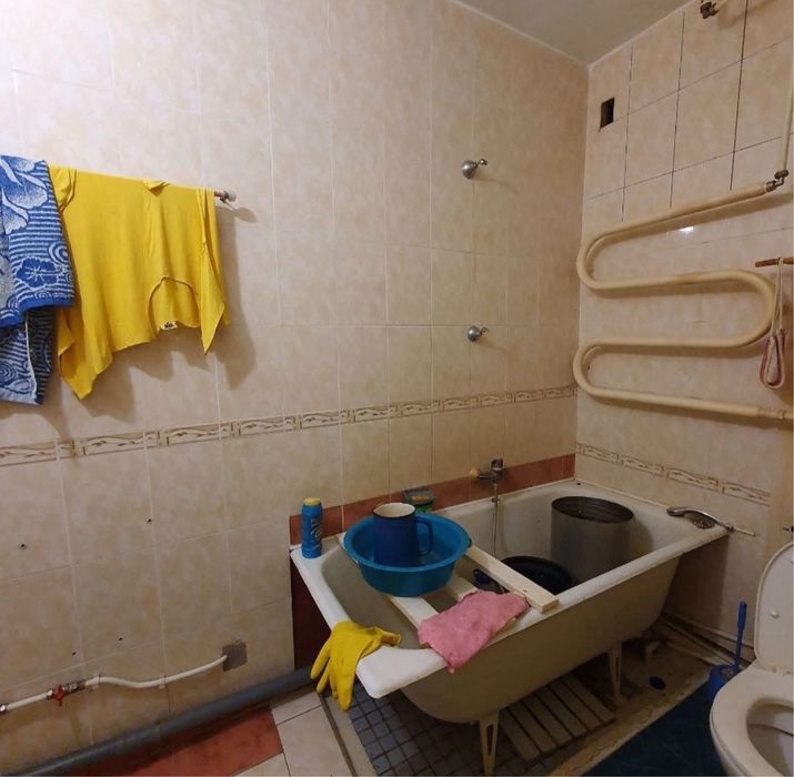 Продам 2к в Гвардейском на 2 этаже