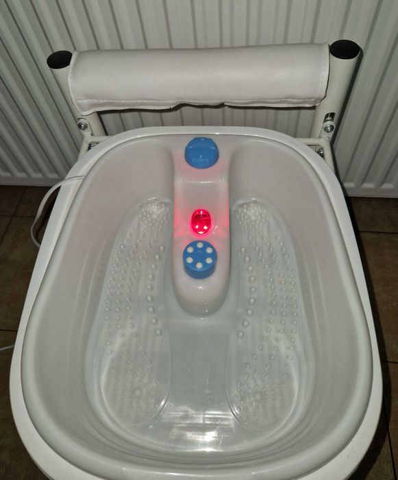 Podnóżek+Brodzik pedicure + masażer do stóp 3w1