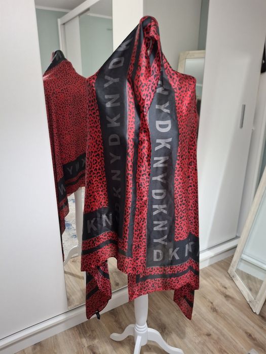 Chusta Nowa kolor wino DKNY