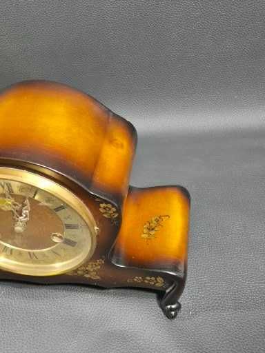 Przedmiot kolekcjonerski: zegar kominkowy