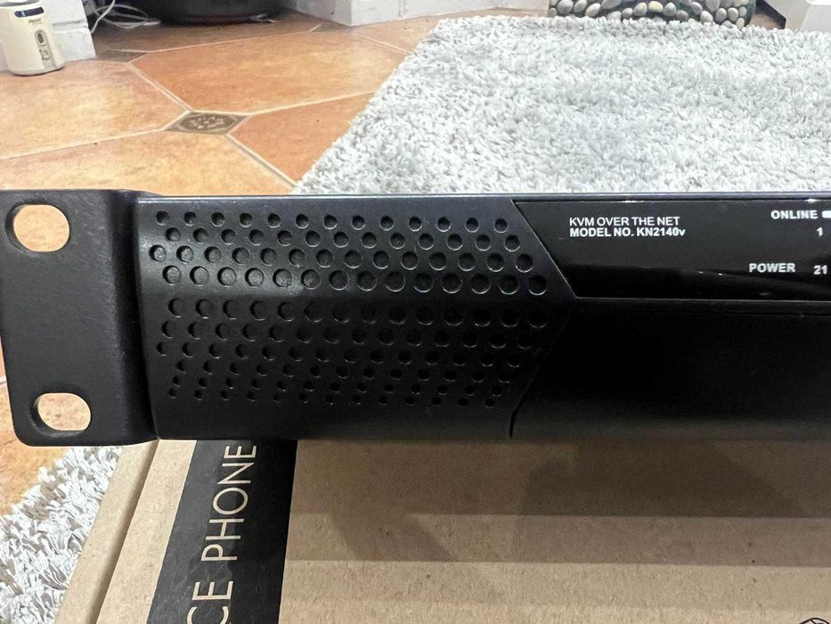 ATEN KN2140v ALTUSEN «KVM Over the NET» KVM Switch