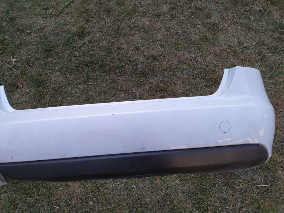 Zderzak tylny oraz błotniki a4 B8 sedan LY9C