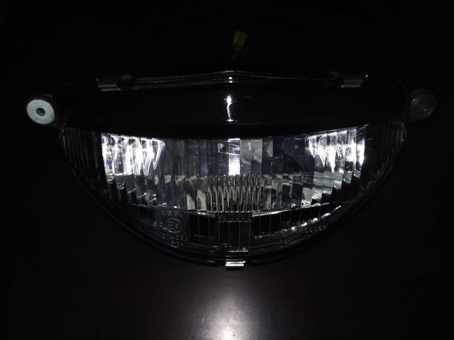 Lampa przednia Yamaha TZR 50 80 (tzw. stara buda)