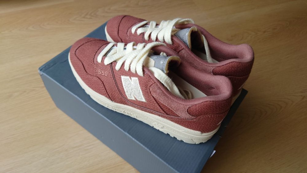 кросівки New Balance 550