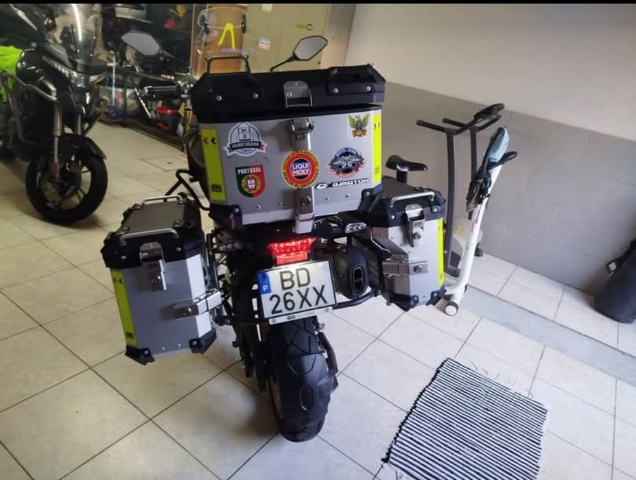 Moto QJ Motor 550 X
