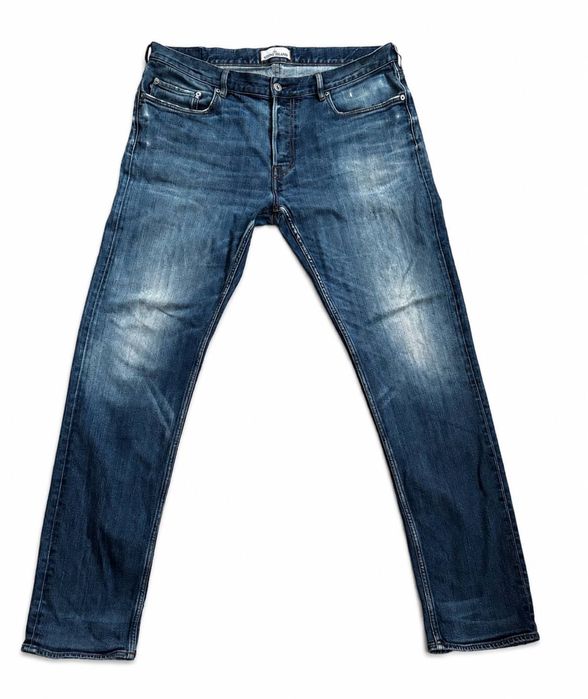 Продам оригінальні джинси Stone Island Type SL XX15.Модель із класичної denim колекції Sportswear Company.Розмір W38 L34.Нюанси нема патча і ітекетка
