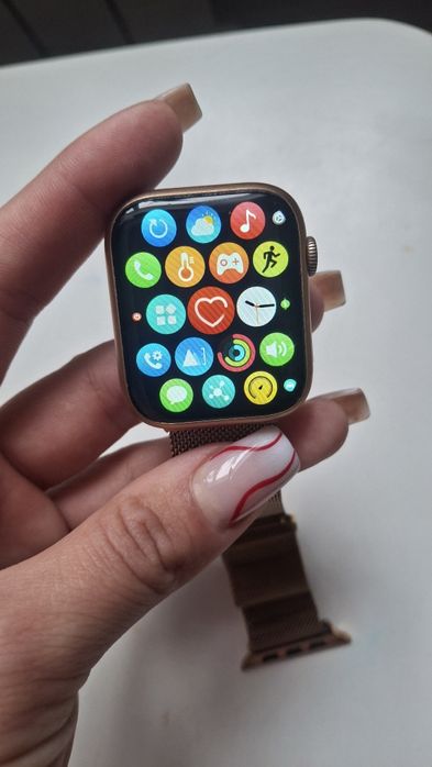 Продаж Apple wotch 8