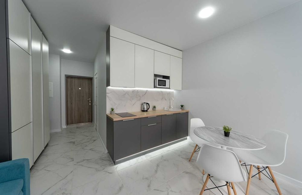 Подобова оренда студії біля метро, Лівий берег, Бажана 17Б. Є укриття.