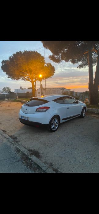 Vendo Megane 140cv / Motor Danificado
