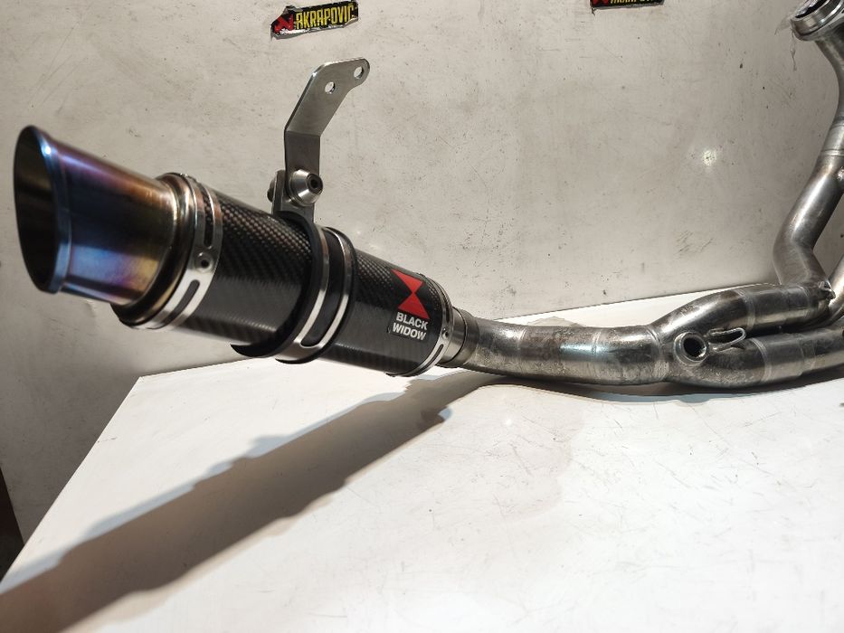 Black widow GP carbon Yamaha MT 09 / XSR/ TRACER