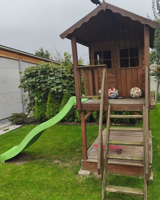 Domek drewniany ogrodowy dla dzieci