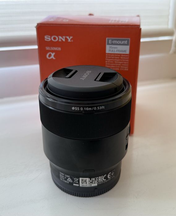 Об’єктив Sony FE 50mm f/2.8 Macro (SEL50M28)