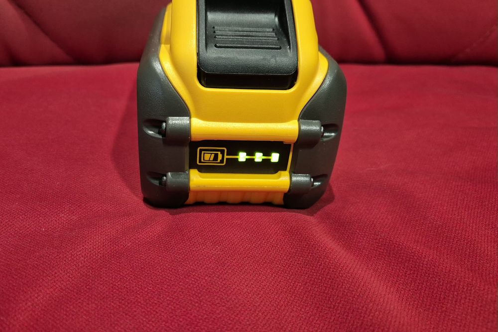 Батарея DeWALT DCB609 Flexvolt 9Аг