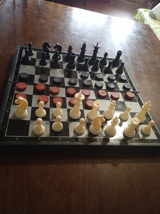 Шахматы б.у магнитные дорожные