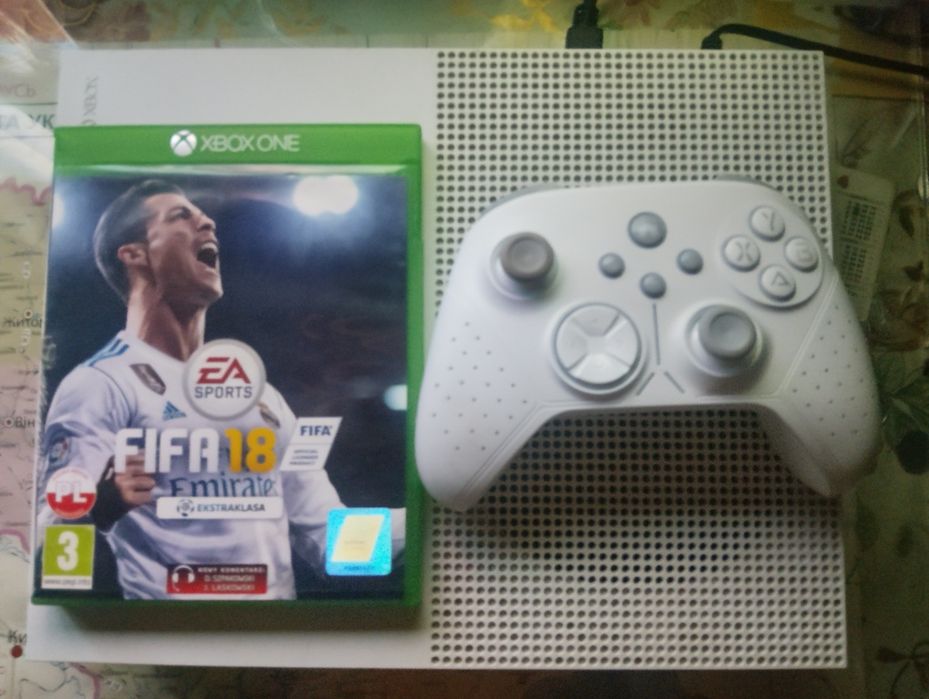 Xbox one s (500gb)