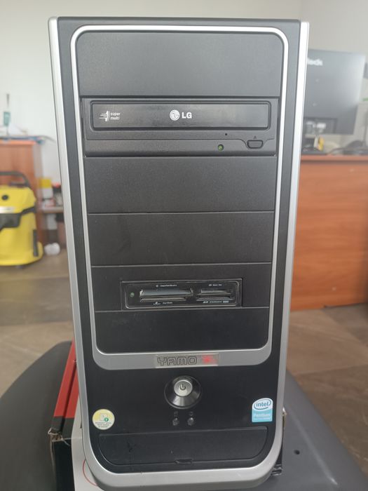 Komputer stacjpnarny YAMO ENGINE 726