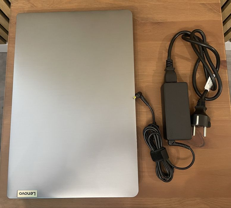 Laptop Lenovo IdeaPad 3 15ITL6 i5-1155G7 8GB 512SSD