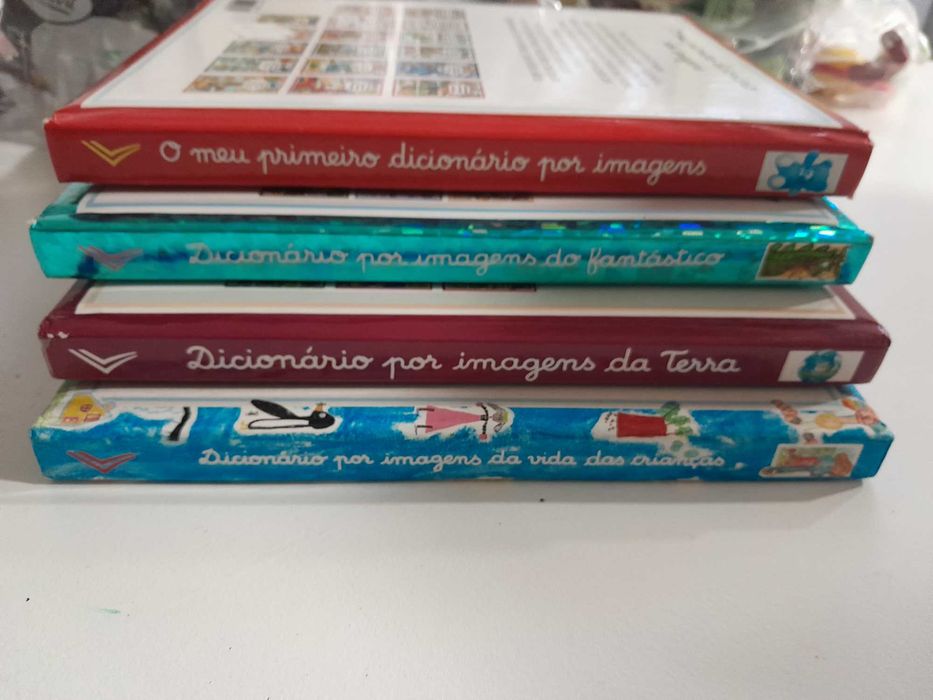 4 Livros de crianças coleção "dicionário por imagens"