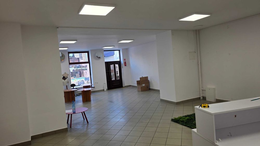 Lokal 94 m2 usługowo-handlowy wynajmę centrum Suwałki