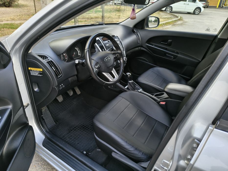 Kia Ceed 1.6 CRDi 2010