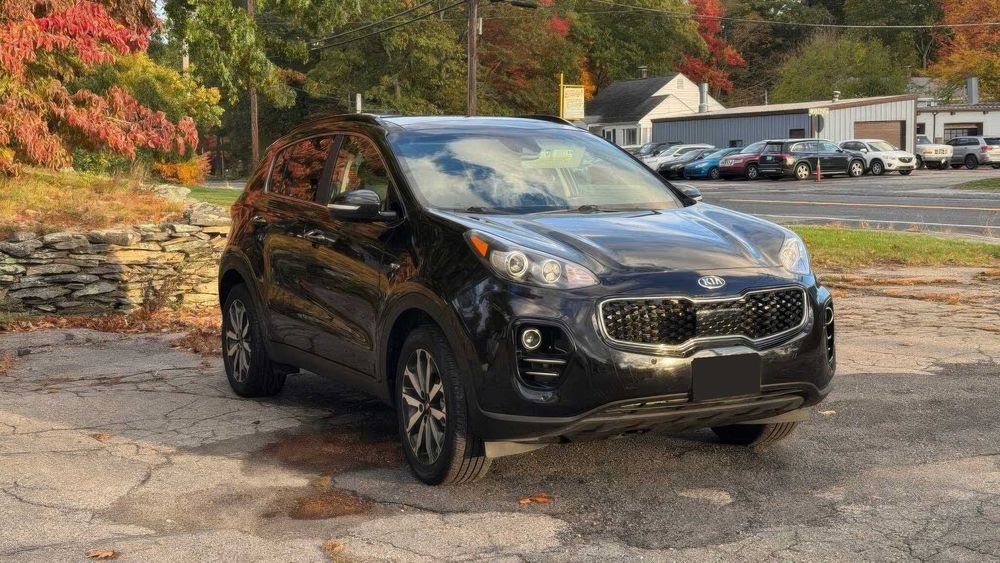 Kia Sportage EX      2018