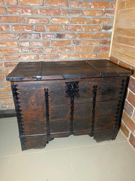 Скриня дерев‘яна