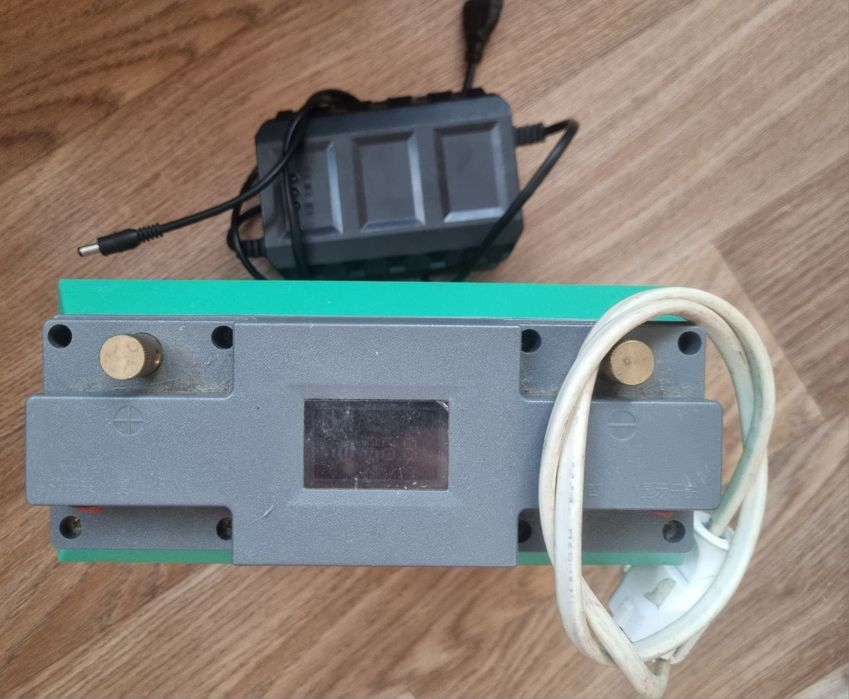 Літій-іонний акумулятор Weekender LI-ION 85AH + заряджання 12V10A