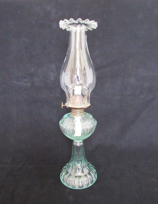 Candeeiro a Petróleo Antigo (Ref. 11)