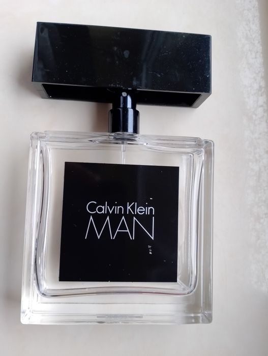 Butelka flakon po perfumach Calvin Klein Man 100 ml opakowanie