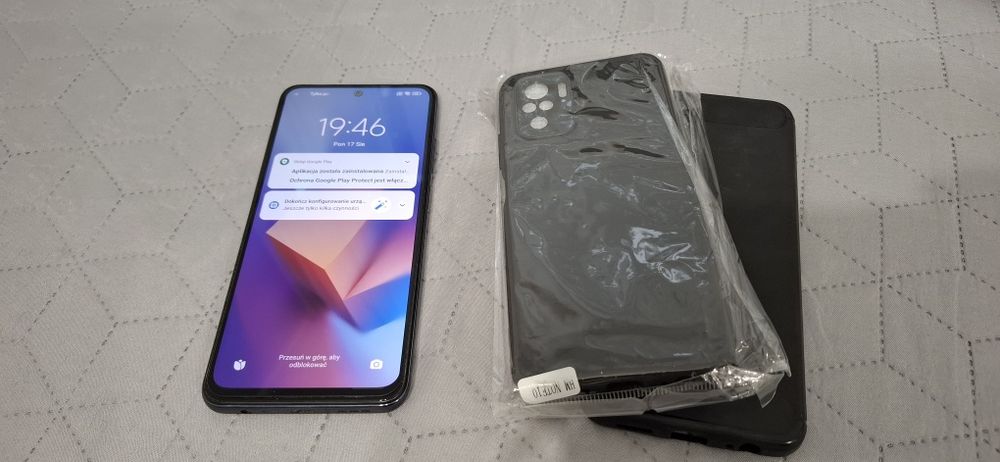 Smartfon Redmi Note 10s ładny