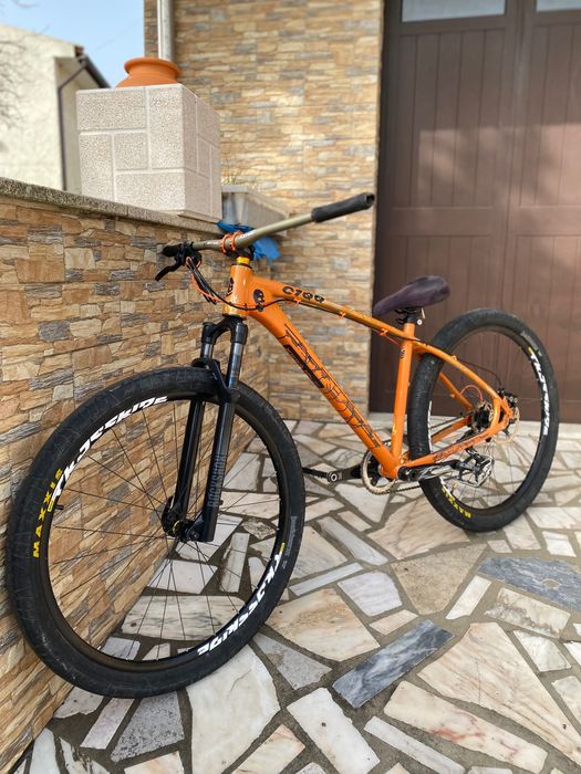 C100 v2 única em Portugal