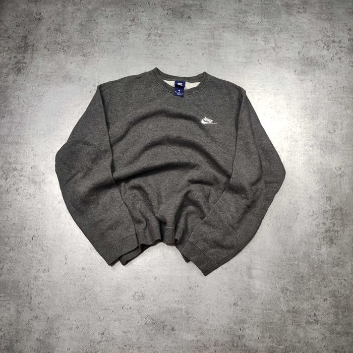 MĘSKA Bluza Klasyczna crewneck Nike Ciemno Szara Bawełna Małe LogoHAFT