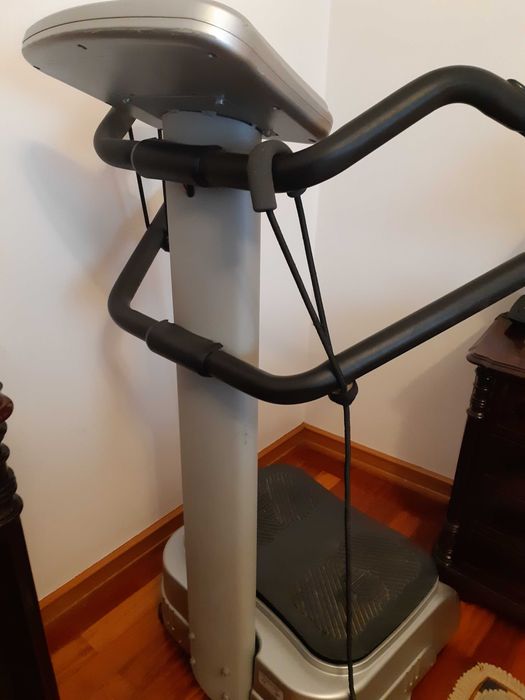 Maquina vibratória FAT DRAINER para bem estar físico