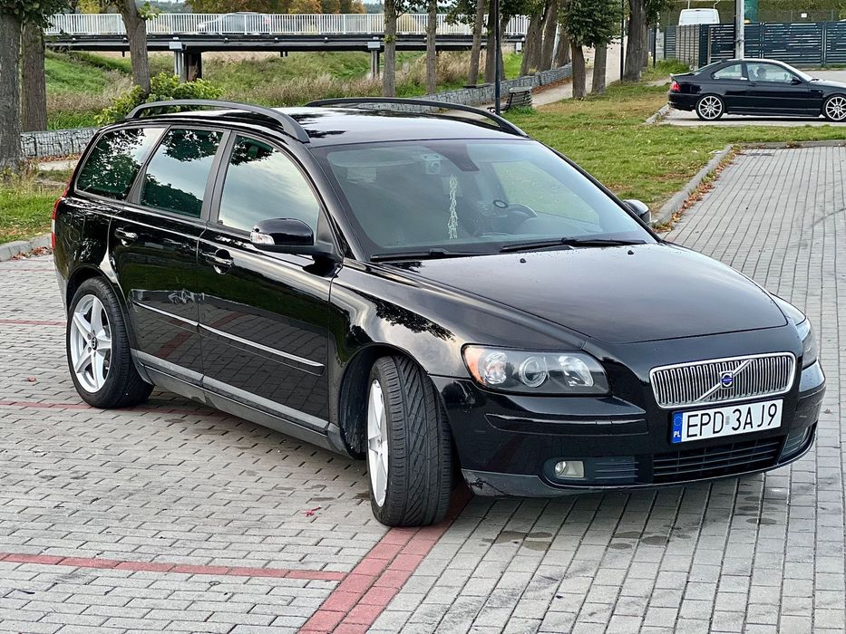 Volvo V50