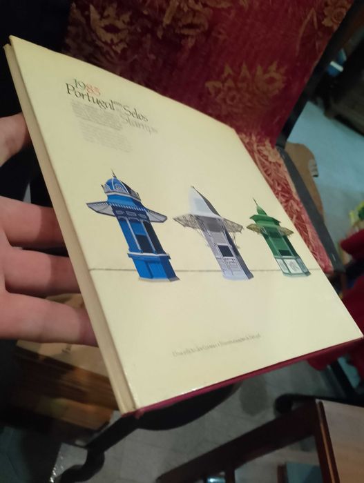 Livro Portugal em Selos 1985 CTT In Stamps