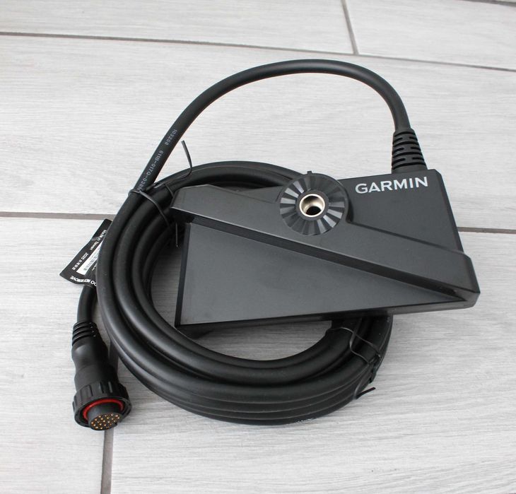 Комплект Garmin Panoptix LiveScope Plus System w/ LVS34 and GLS10 LiveScan
