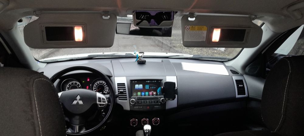 Mitsubishi оутлендр хІ