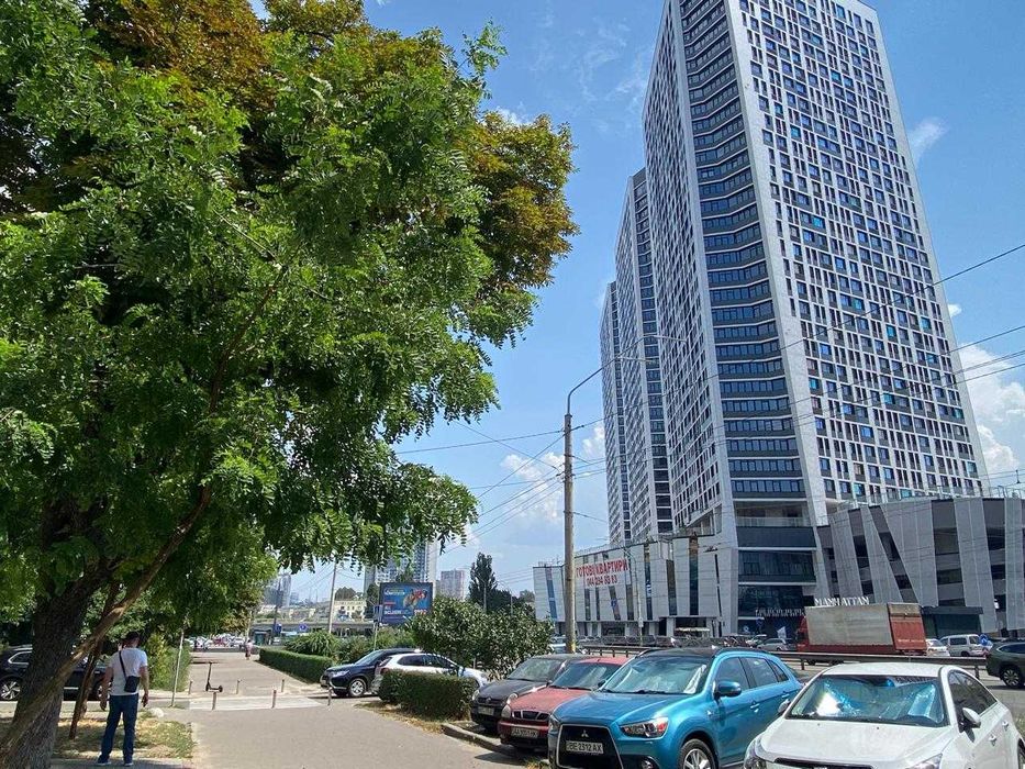 Топ Фасад, 174 кв.м, McDonald's, Manhattan/Манхетен, Берестейський 11