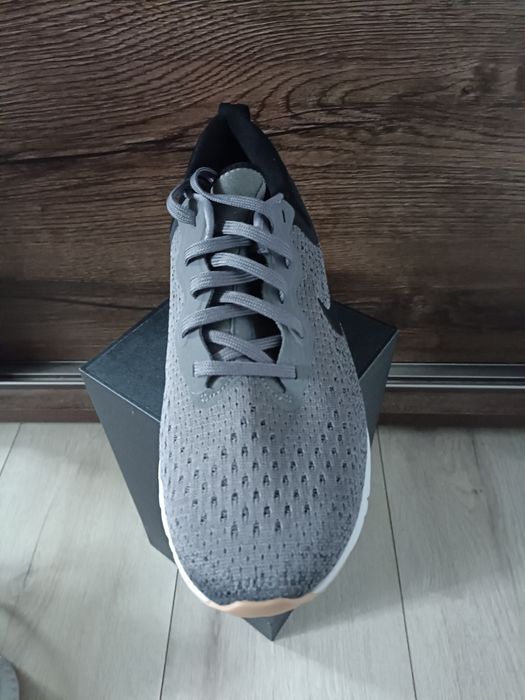 Nowe Nike r. 40 wkładka 25,5cm