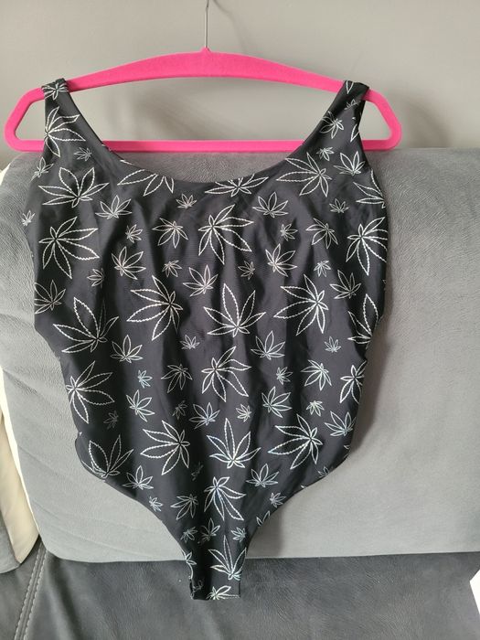 Nowy strój kąpielowy jednoczęściowy Cropp 40