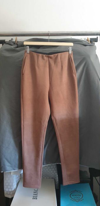 Leggings pele de pêssego com bolso