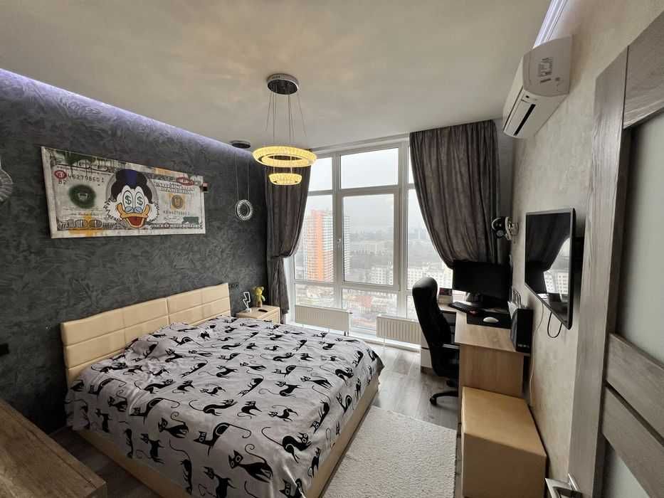 Продам 2-квартира в ЖК Апельсин по вул. Середньофонтанська