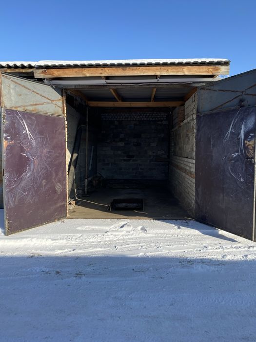 Гараж не далеко от метро холодная гора