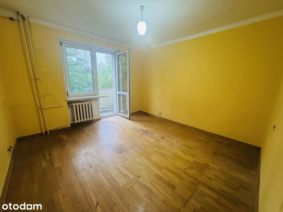 OSIEDLE PIASTOWSKIE ! Do remontu , kawalerka z balkonem , zielono